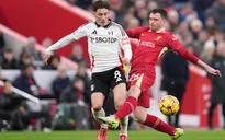 Liverpool và Arsenal rủ nhau rơi điểm ở vòng 16 Ngoại hang Anh