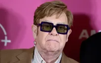 Elton John: “Tôi là người dễ nóng nảy”