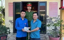 Nghệ An: Nhặt được gần 300 triệu, nam sinh trả lại người đánh rơi