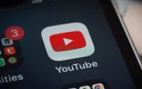 YouTube bắt đầu xử lý video "giật tít câu view"