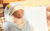 Bé trai bị mẹ bỏ rơi kèm lá thư ghi “sinh viên lỡ dại mang thai”