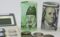 Đồng Won Hàn Quốc rơi xuống mức thấp nhất trong gần 16 năm