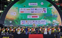 Hàng vạn du khách và người dân địa phương đến tham gia chào năm mới 2025 với chủ đề “Lâm Đồng - Đà Lạt chào Xuân”.