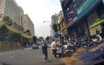 Tạm giữ người đàn ông đánh nam shipper ở TP Hồ Chí Minh
