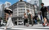 Trợ cấp dịch vụ sinh con không đau để tăng tỷ suất sinh