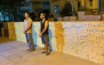 Phát hiện xe tải vận chuyển gần 2.500 cây thuốc lá nhập lậu