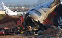 Máy ghi âm chuyến bay Jeju Air ngừng hoạt động 4 phút trước khi máy bay rơi