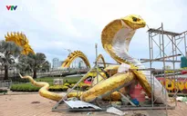 Đà Nẵng trình làng linh vật rắn uy nghi bên sông Hàn