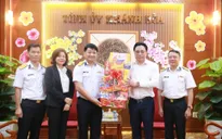 Bộ Tư lệnh Vùng 4 Hải quân tới thăm, chúc Tết tỉnh Khánh Hòa nhân dịp Xuân Ất Tỵ 2025.