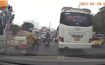 Nguy hiểm khôn lường với cách đi điền vào chỗ trống