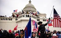 Tổng thống Donald Trump ân xá hàng trăm tù nhân trong vụ bạo loạn ở Điện Capitol