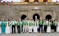 Ca khúc “Năm qua đã làm gì” qua giọng hát của Đại sứ nhóm G4 tại Việt Nam