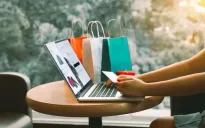 Trung Quốc là thị trường bán lẻ trực tuyến lớn nhất thế giới 12 năm liên tiếp