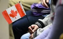 Canada thắt chặt cấp giấy phép du học cho sinh viên