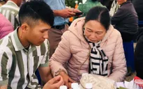 Ấm áp bữa cơm tất niên ở Trại giam Gia Trung