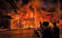 Cà Mau: Điều tra nguyên nhân vụ cháy nhà khiến 3 người bị thương