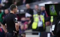 VAR tại Premier League: Những sai lầm và nỗ lực cải thiện trong mùa giải 2024/25