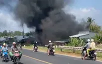 Cháy lớn thiêu rụi nhà dân ở Cà Mau, 400 triệu đồng tiền mặt thành tro