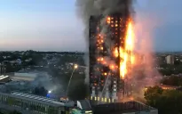 Anh: Phá dỡ tòa chung cư Grenfell Tower sau thảm họa hỏa hoạn cách đây 8 năm