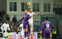 Inter Milan thảm bại trước Fiorentina