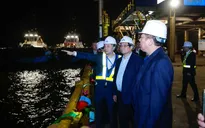 Thủ tướng thăm thép Hòa Phát, động viên sản xuất ray đường sắt tốc độ cao