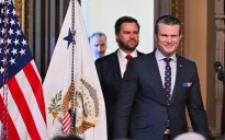 Bộ ba cấp cao của chính quyền Trump đến châu Âu để đàm phán về an ninh