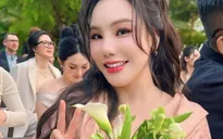 Dàn sao dự đám cưới Vũ Cát Tường, Hồ Quỳnh Hương bắt được hoa