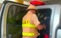 Đồng Nai: CSGT hỗ trợ kịp thời người đàn ông bị bất tỉnh nằm ven đường đi cấp cứu