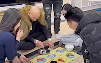 Xôn xao clip Phú Lê đánh bạc, công an vào cuộc xác minh