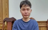 Nam sinh viên cầm dao xông vào FPT Shop cướp hơn 150 triệu đồng