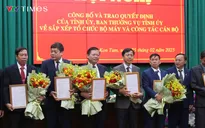 Kon Tum: Trao quyết định của Tỉnh ủy, Ban Thường vụ Tỉnh ủy về công tác cán bộ