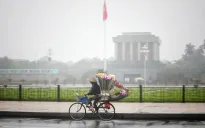 Miền Bắc sáng sớm mưa phùn và sương mù, trưa chiều nắng ấm