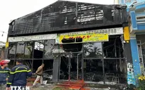 Cháy phòng trà ở Đà Nẵng