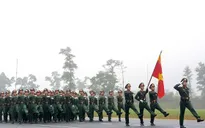 VIDEO: Cận cảnh buổi hợp luyện diễu binh, diễu hành kỷ niệm 50 năm Giải phóng miền Nam