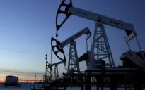 Giá dầu Brent chạm “đáy” của 6 tháng