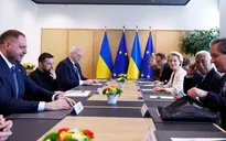 EU họp thượng đỉnh đặc biệt về tái vũ trang châu Âu và vấn đề Ukraine