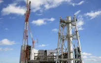 Công nhân dọn dẹp nhà máy điện hạt nhân Fukushima đối diện với nguy hiểm chết người