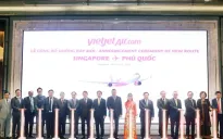 Tổng Bí thư Tô Lâm chứng kiến Lễ công bố đường bay thẳng Singapore-Phú Quốc
