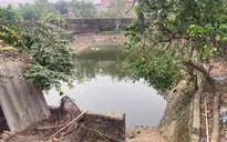 Hai cháu nhỏ đuối nước trong ao nhà tại Bắc Giang