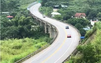 Khẩn trương nghiên cứu phương án đầu tư mở rộng đoạn cao tốc Yên Bái - Lào Cai