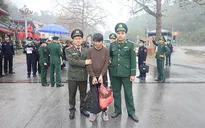 Phát hiện đối tượng truy nã khi tiếp nhận công dân ở cửa khẩu Hữu Nghị