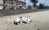 Nghệ An: Phát hiện thi thể người đàn ông dạt vào bờ biển