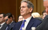 Mỹ mở cơ hội đàm phán để các nước tránh "bức tường thuế quan"