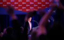 Những sắc lệnh hành pháp của Tổng thống Donald Trump có dễ dàng vượt qua thách thức pháp lý?