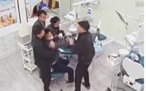 Nhóm người lao vào phòng làm việc hành hung làm 1 người nhập viện