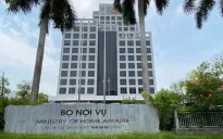 Bộ Nội vụ đề nghị tạm dừng trình Đề án sắp xếp, thành lập đơn vị hành chính cấp huyện, cấp xã theo tiêu chuẩn cũ