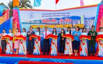 Triển lãm ảnh đánh dấu 50 năm phát triển của Khánh Hòa