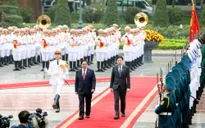 Thủ tướng Phạm Minh Chính chủ trì Lễ đón Thủ tướng Singapore và Phu nhân thăm chính thức Việt Nam