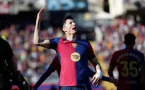 Lewandowski tỏa sáng, Barca giữ vững ngôi đầu La Liga