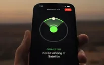 Apple cạnh tranh với SpaceX trong cuộc đua dịch vụ kết nối vệ tinh